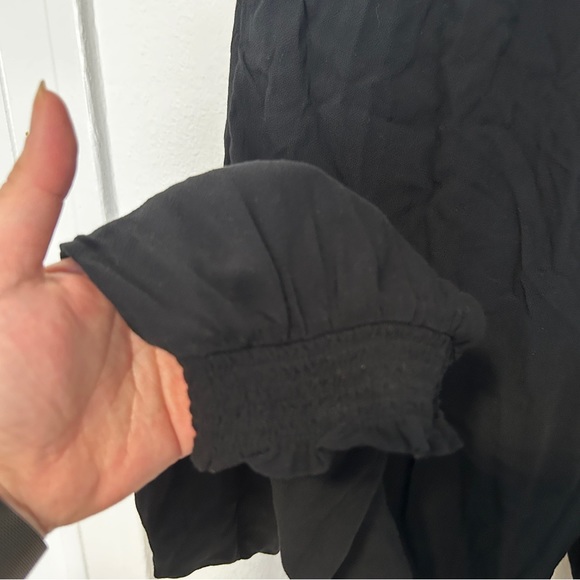 AE black jogger pants with elastic waist NWT - Picture 2 of 6